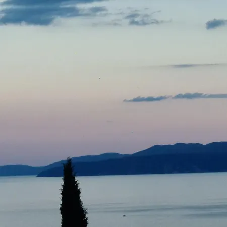 Antonio Apartman *